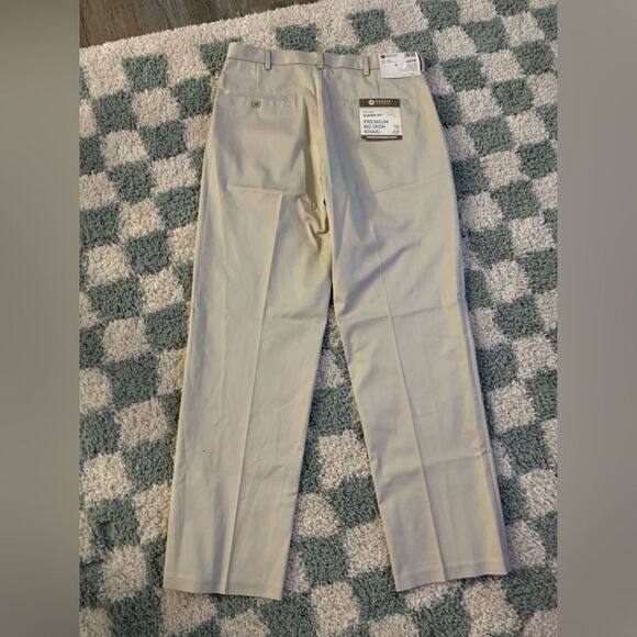 NWT Haggar Dress Pant Classic Fit Premium Casual Pant Khaki Tan Size 34 x 32 New - Picture 5 of 7